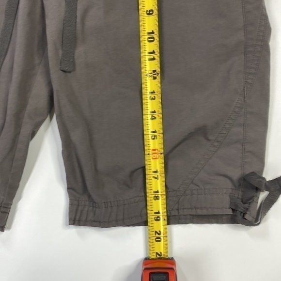 Vintage Nike Gray Tie Cuff Spell Out Mini Swoosh Shorts Size Medium - Picture 2 of 8